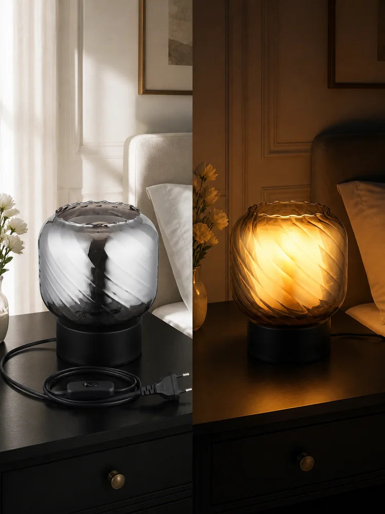 La Brume — Lampe à poser en verre fumé torsadé