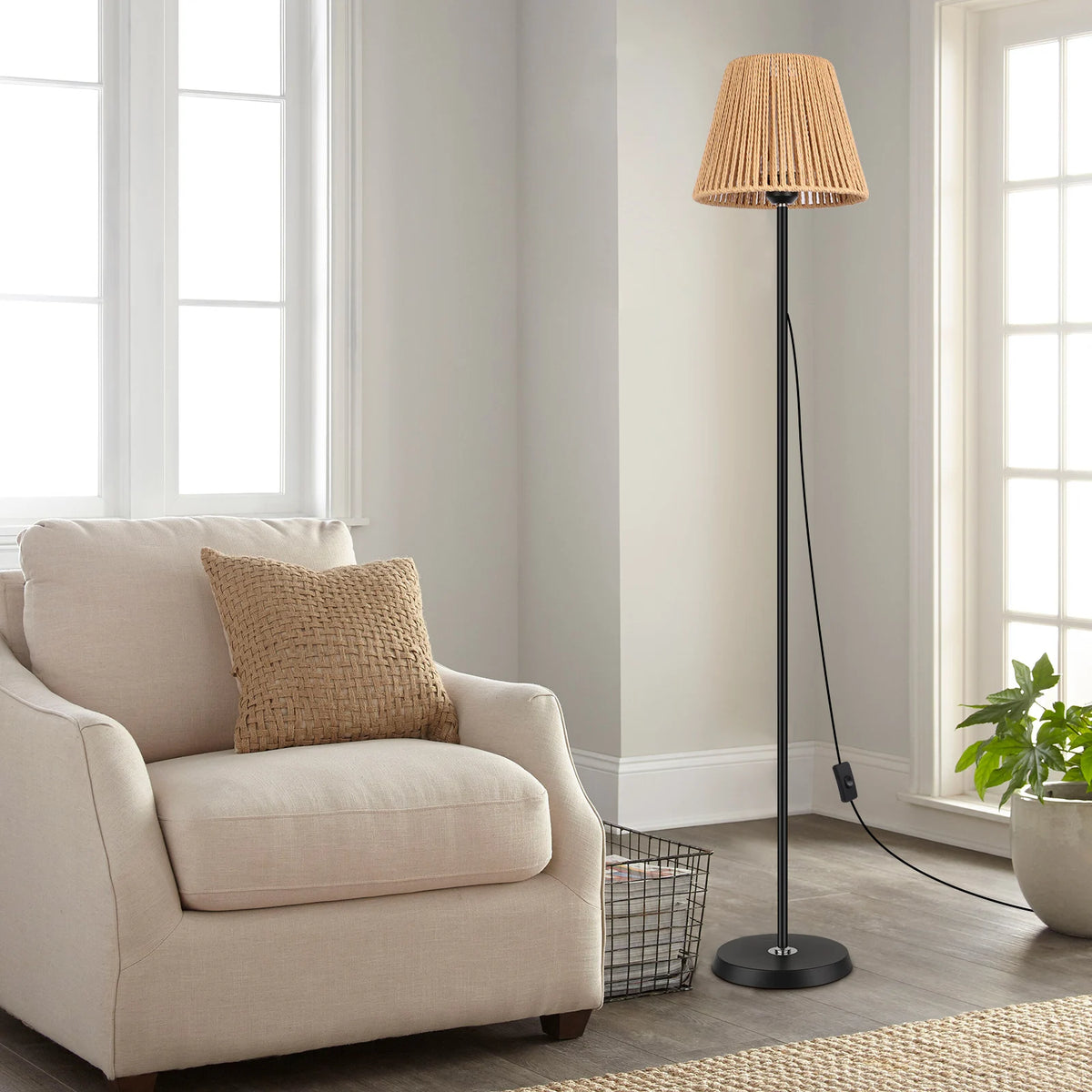 La Vannerie — Lampadaire en rotin tressé 140 cm