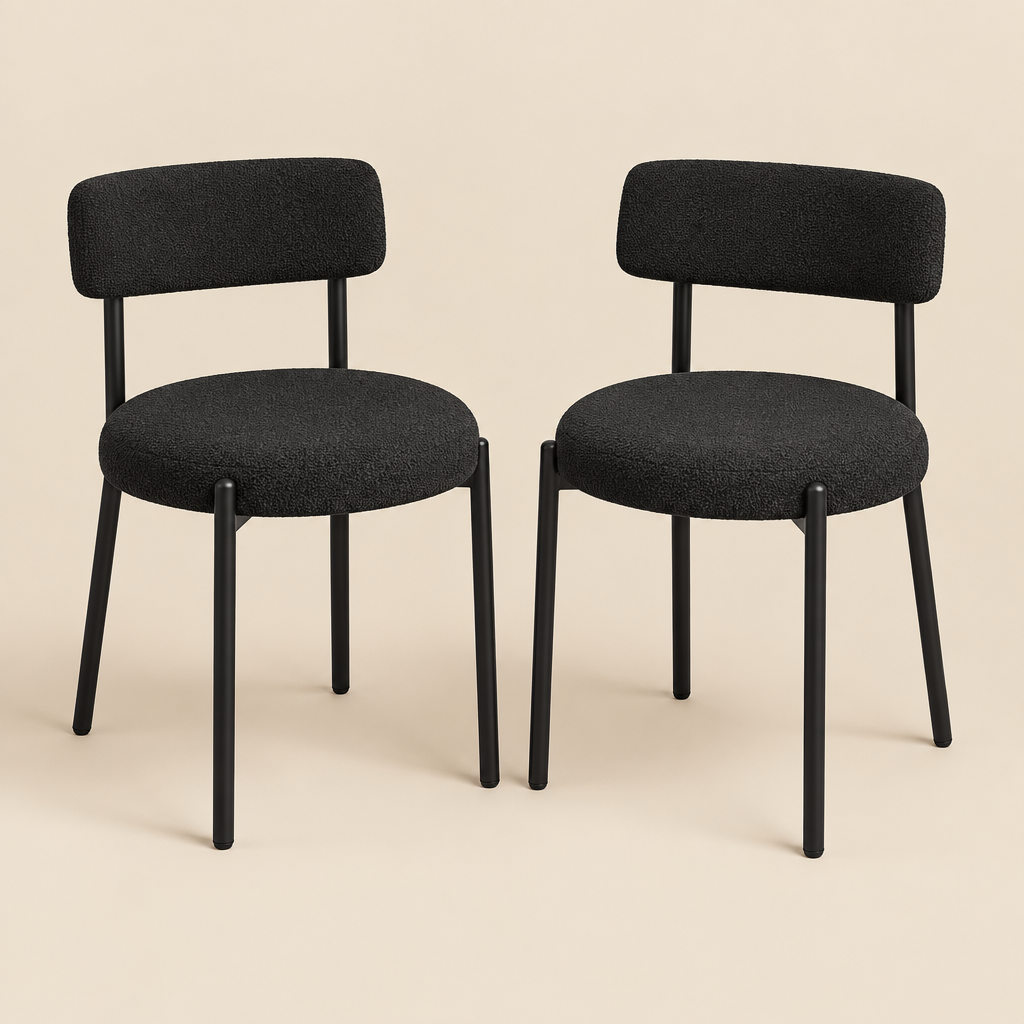 La Douce, chaises en bouclette noir