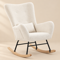 Le Bercé, fauteuil à bascule en peluche teddy crème